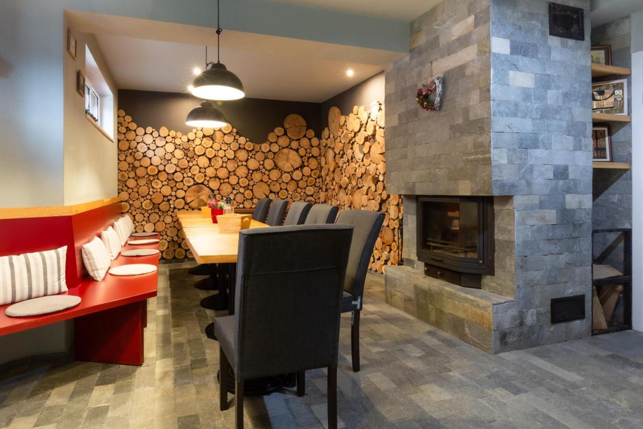 Къщи За Гости Сноуфлейк Snowflake Chalet And Snowflake Lodge Μπάνσκο Εξωτερικό φωτογραφία